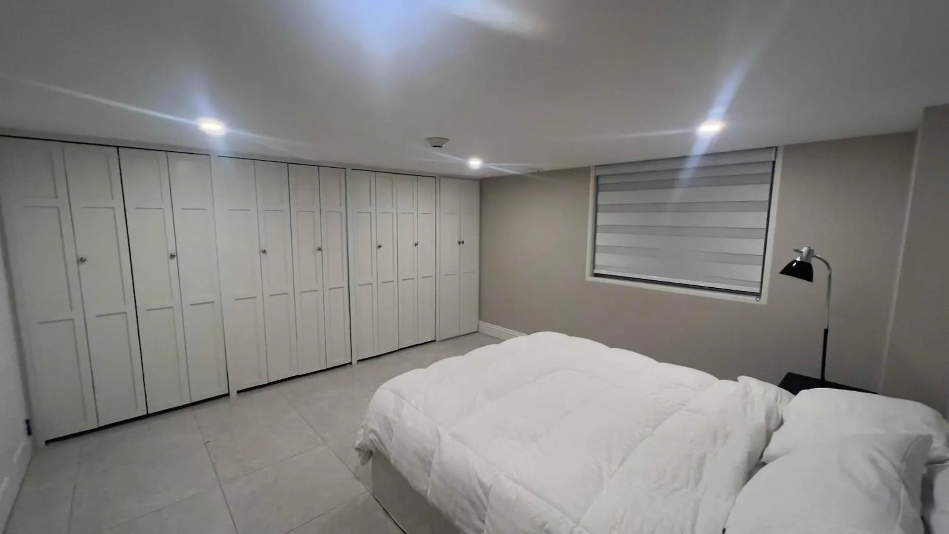 1-Bedroom One Woodbrook Place Apartment! Port of Spain 0*,  特立尼达和多巴哥